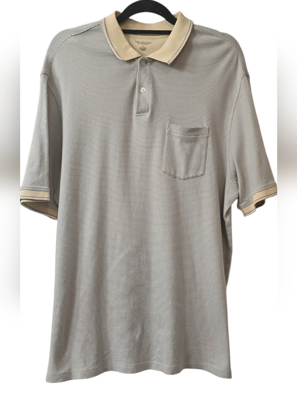 Roundtreeb& RounMen's Short-Sleeve Polo Shirt in Light Gray with Contrast Collar